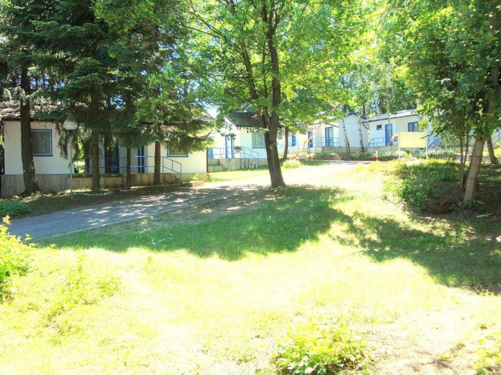 Комплекс Белите Къщи Shtarkelovo Gnezdo Exteriör bild